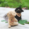 Porte clef avec une petite peluche noir en forme de chien avec un dossard "Chiens Guides de Paris"