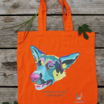 Sac en coton orange avec une illustration de chien coloré